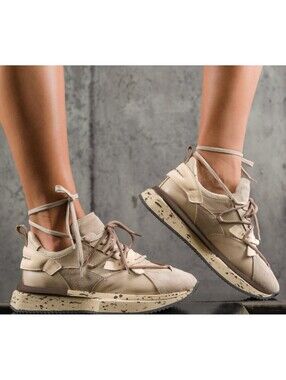 Marc Jacobs Marcella Beige Leather Suede Flatbush Sneakers Athletic Shoes sz 9.5